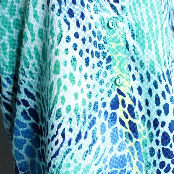 NWT Unisex Watercolor Print Button  Down Shirt by Alia - Picture 9 of 11